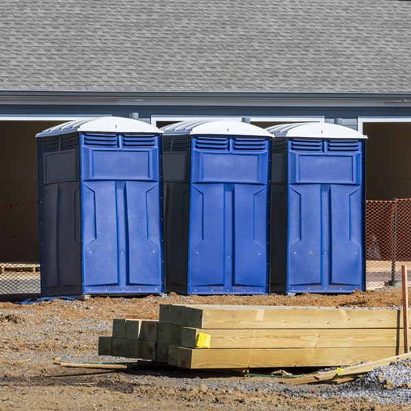 what is the cost difference between standard and deluxe portable toilet rentals in Creston California